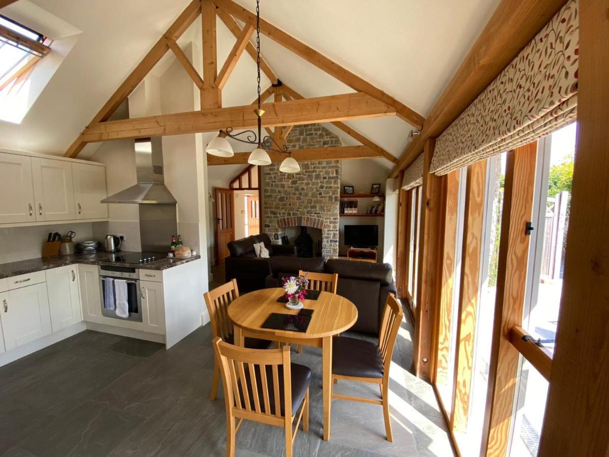 Pear Tree Cottages Wedmore エクステリア 写真